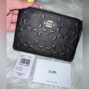 NWT COACH WRISTLET BLACK